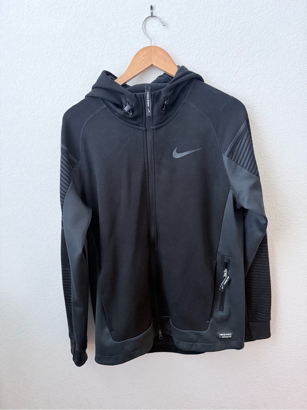 Nike Pro Therma-Fit Full-Zip Hooded Jacket